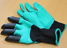 Нейлоновые перчатки 13 класс вязки с губчатым покрытием САДОВЫЕ С КОГТЯМИ